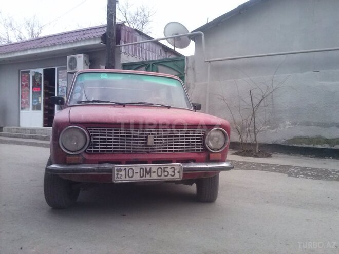 LADA (VAZ) 21011 1983, 230,000 km - 1.5 л - Ucar