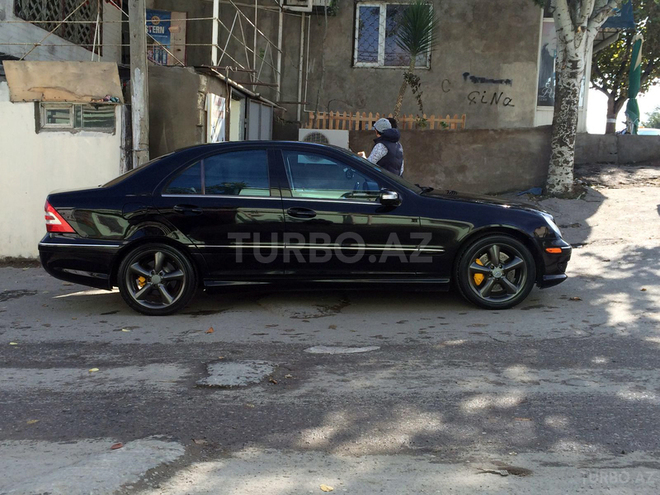 Mercedes C 230 2006, 160,000 km - 2.5 l - Bakı