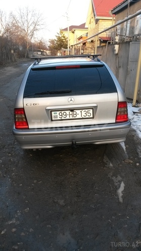 Mercedes C 200 1998, 160,000 km - 0.2 l - Qusar