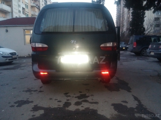 Hyundai H-1 2001, 234,555 km - 2.4 l - Bakı