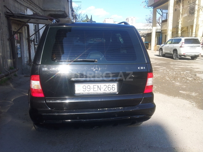 Mercedes ML 270 2003, 200,000 km - 2.7 l - Bakı