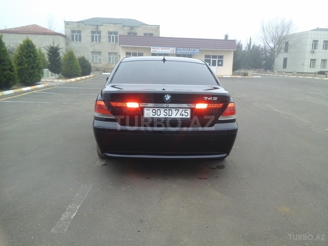 BMW 745 2003, 197,300 km - 4.4 l - Bakı