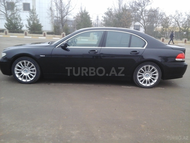 BMW 745 2003, 197,300 km - 4.4 l - Bakı
