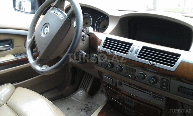 BMW 745 2003, 197,300 km - 4.4 l - Bakı