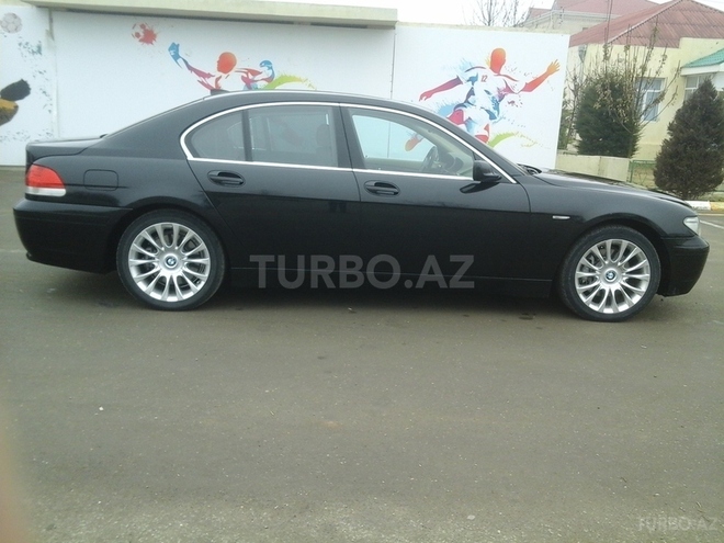 BMW 745 2003, 197,300 km - 4.4 l - Bakı