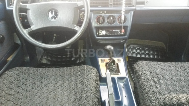 Mercedes 190 1988, 273,926 km - 2.0 l - Oğuz