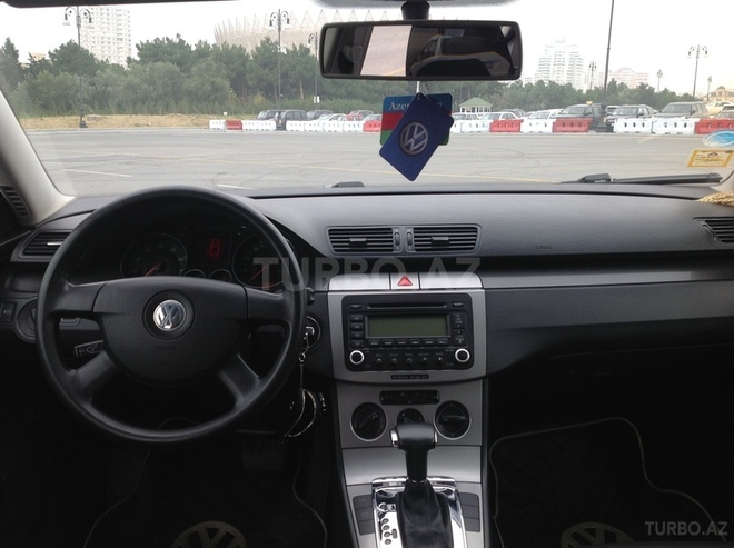 Volkswagen Passat 2006, 208,000 km - 2.0 l - Bakı
