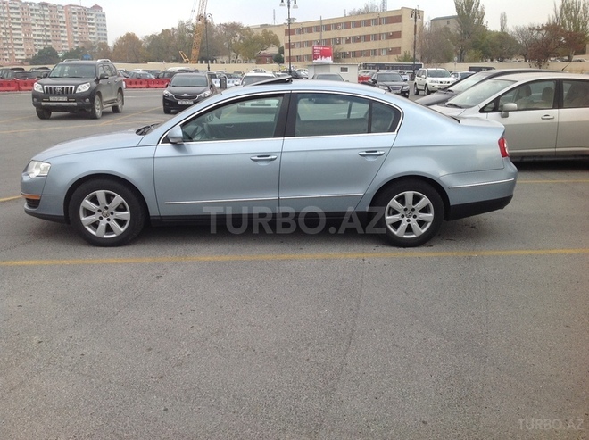 Volkswagen Passat 2006, 208,000 km - 2.0 l - Bakı