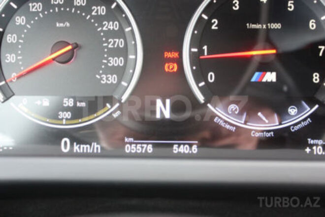BMW M6 2014, 5,560 km - 0.4 l - Bakı