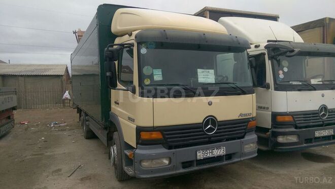 Mercedes Atego 1528 2004, 520,000 km - 6.4 l - Bakı