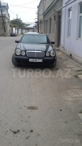Mercedes E 240 1998, 30,000 km - 2.4 l - Quba