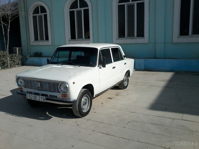 LADA (VAZ) 21011 1977, 12,555 km - 1.5 l - Salyan