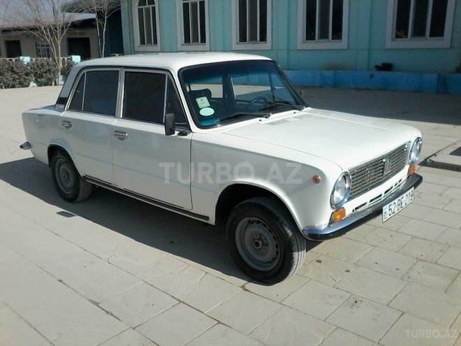 LADA (VAZ) 21011 1977, 12,555 km - 1.5 l - Salyan