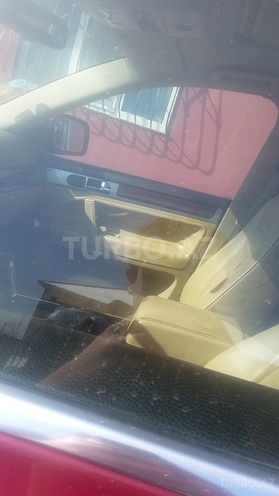 Volkswagen Touareg 2004, 17,000 km - 4.2 l - Qəbələ