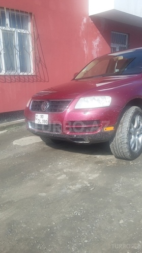 Volkswagen Touareg 2004, 17,000 km - 4.2 l - Qəbələ
