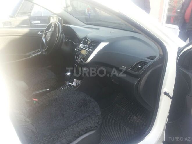 Hyundai Accent 2013, 62,000 km - 1.6 л - Zaqatala
