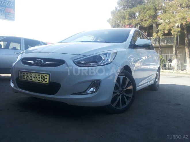Hyundai Accent 2013, 62,000 km - 1.6 л - Zaqatala