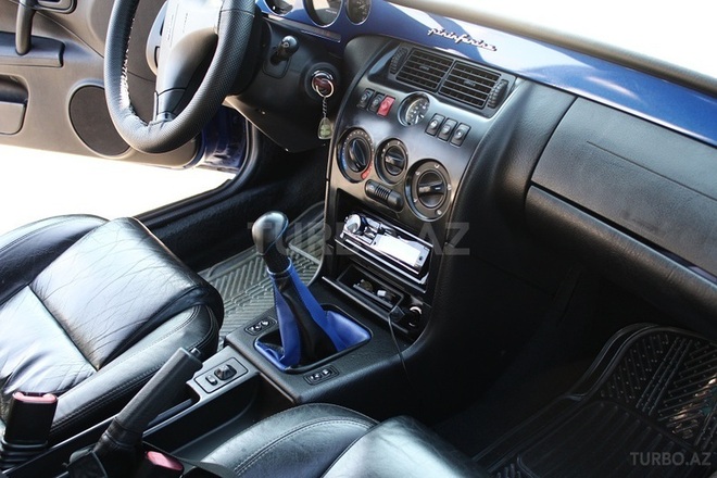 Fiat  1999, 140,000 km - 1.8 l - Bakı