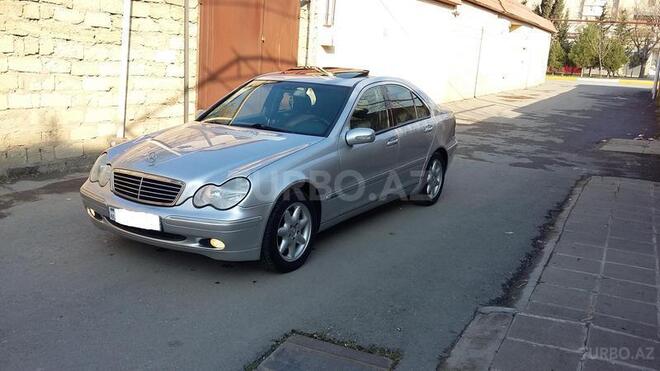 Mercedes C 240 2000, 232,000 km - 2.4 л - Bakı