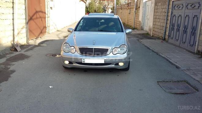Mercedes C 240 2000, 232,000 km - 2.4 л - Bakı