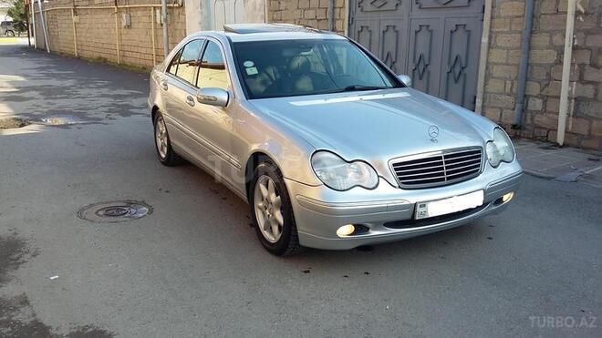 Mercedes C 240 2000, 232,000 km - 2.4 л - Bakı
