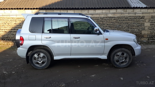 Mitsubishi Pajero io 2001, 10,300 km - 2.0 l - Lənkəran