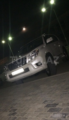 Toyota Prado 2011, 50,000 km - 0.2 l - Gəncə