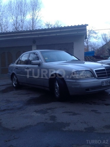 Mercedes C 180 1995, 450,000 km - 0.2 l - Bakı