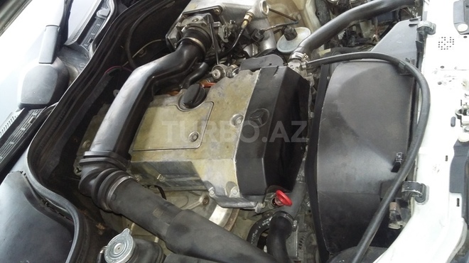 Mercedes C 200 1995, 200,000 km - 2.0 л - Bakı