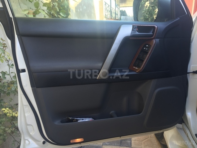 Toyota Prado 2013, 30,500 km - 2.7 l - Bakı