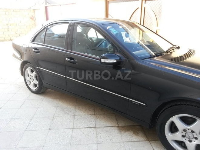Mercedes C 320 2001, 226,000 km - 3.2 l - Xaçmaz