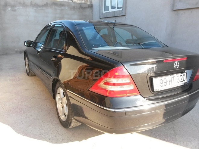 Mercedes C 320 2001, 226,000 km - 3.2 l - Xaçmaz