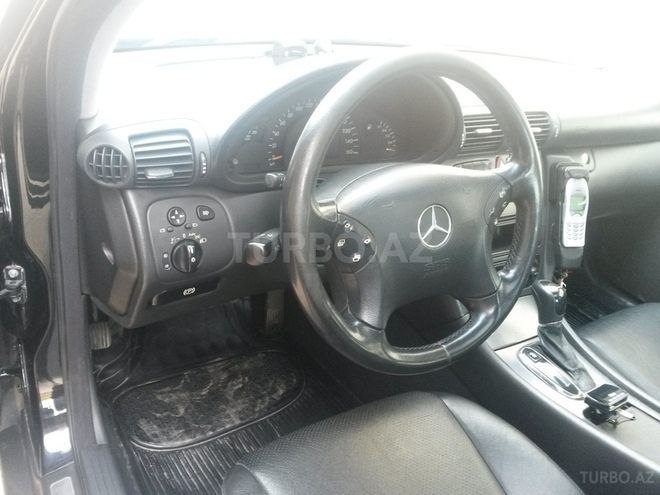 Mercedes C 320 2001, 226,000 km - 3.2 l - Xaçmaz
