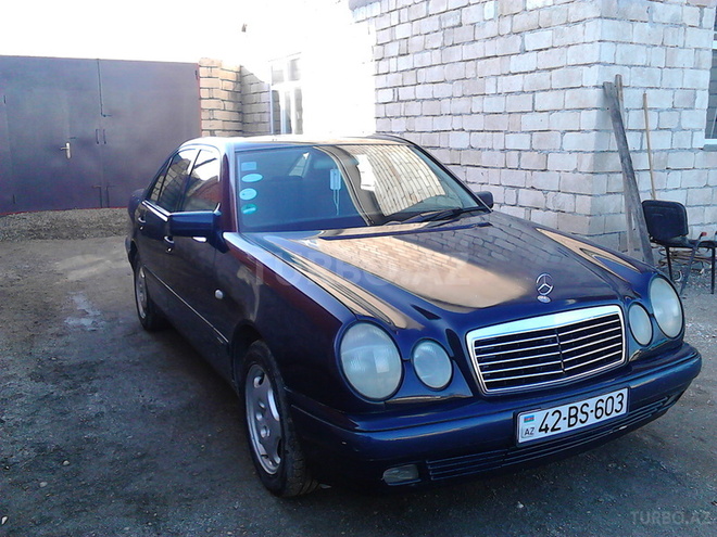 Mercedes E 200 1999, 253,000 km - 2.0 л - Astara