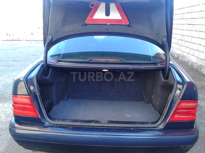 Mercedes E 200 1999, 253,000 km - 2.0 л - Astara