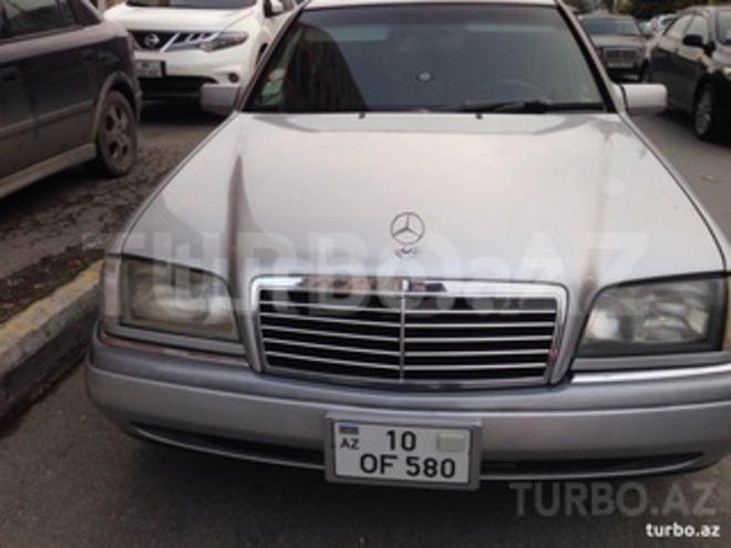 Mercedes C 220 1997, 350,000 km - 2.2 l - Xırdalan