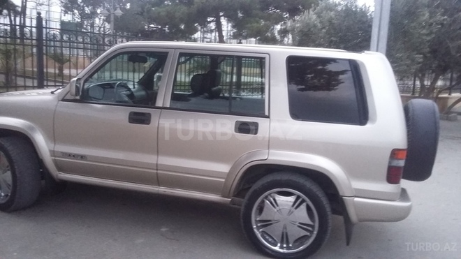 Isuzu  1996, 180,000 km - 0.3 л - Bakı