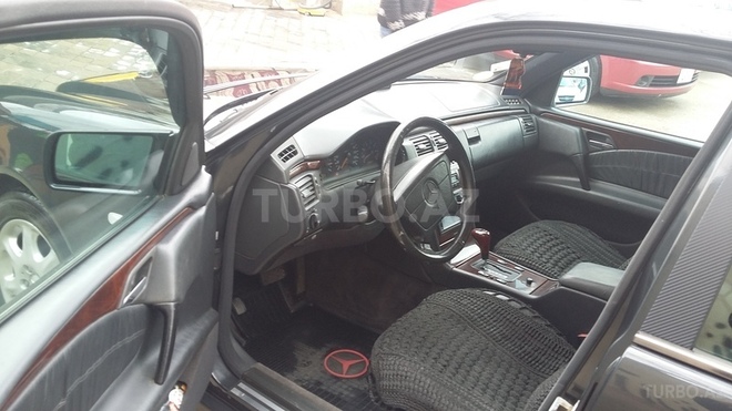 Mercedes E 230 1996, 386,619 km - 2.3 l - Bakı