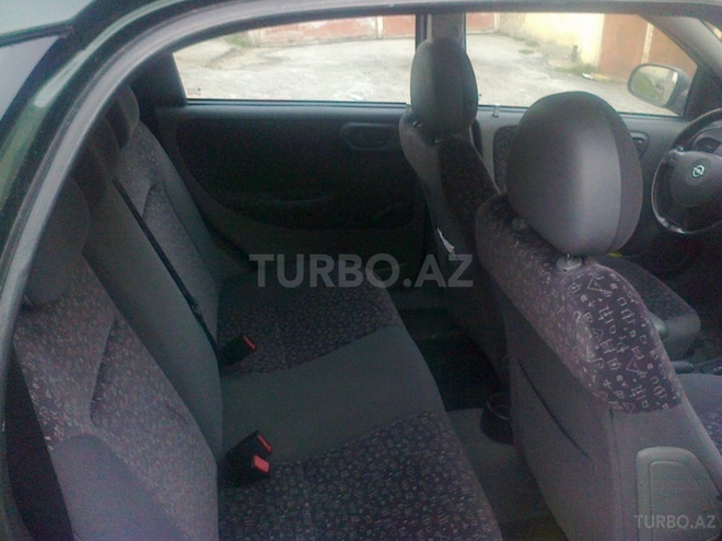 Opel Corsa 2001, 146,600 km - 1.4 l - Bakı
