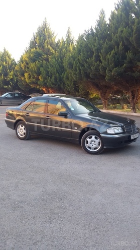 Mercedes C 220 1999, 210,597 km - 2.2 л - Bərdə