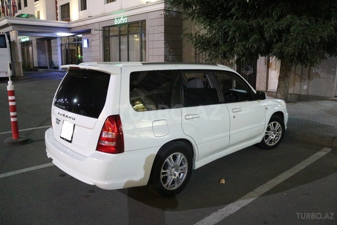 Subaru Forester 2003, 10,000 km - 2.0 l - Bakı