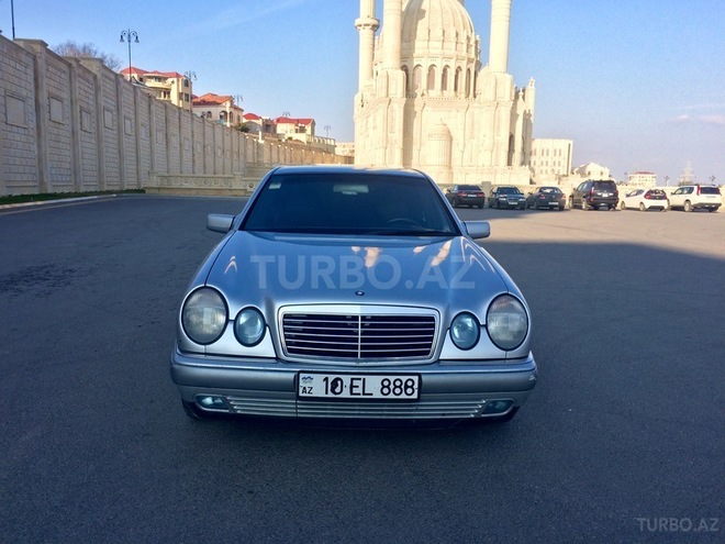 Mercedes E 230 1996, 212,000 km - 2.3 l - Bakı