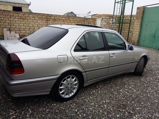 Mercedes C 180 1998, 127,000 km - 1.8 l - Ağcabədi