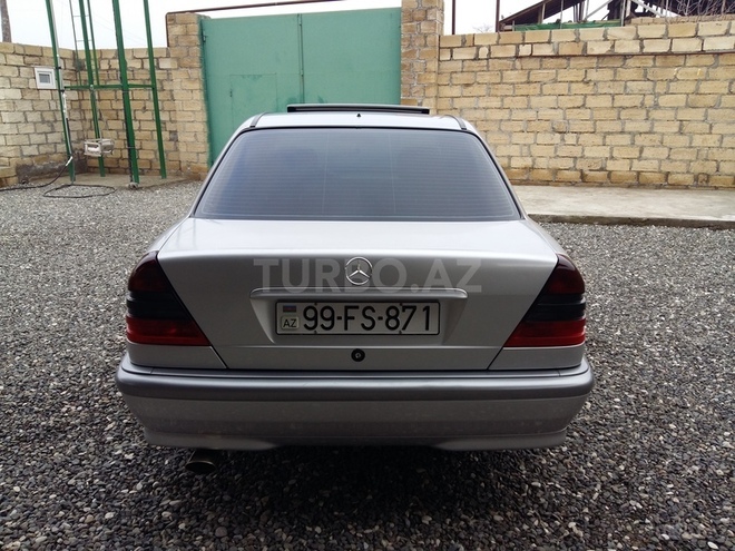 Mercedes C 180 1998, 127,000 km - 1.8 l - Ağcabədi