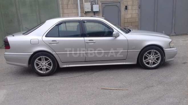 Mercedes C 180 1994, 300,000 km - 1.8 l - Bakı