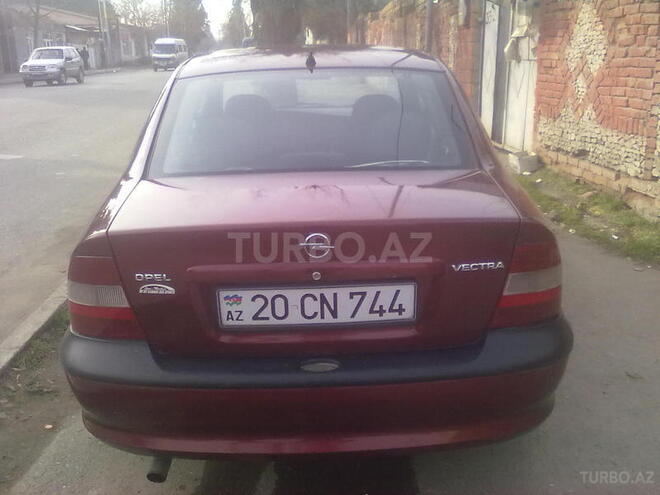 Opel Vectra 1996, 200,000 km - 1.6 l - Gəncə