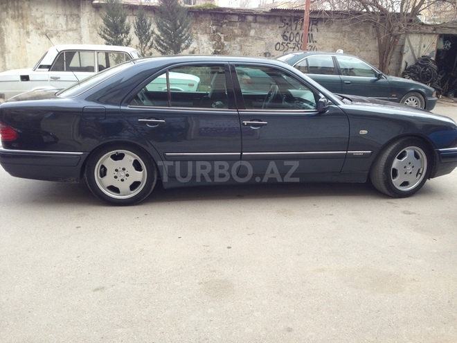 Mercedes E 320 1996, 370,000 km - 3.2 л - Bakı