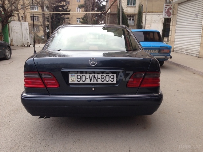 Mercedes E 320 1996, 370,000 km - 3.2 л - Bakı
