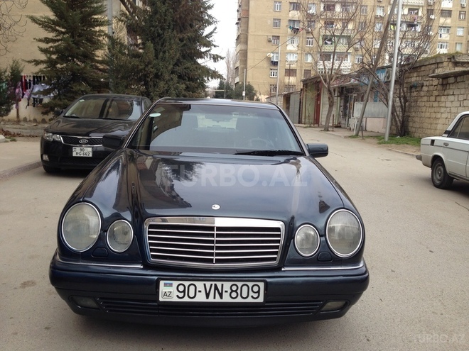 Mercedes E 320 1996, 370,000 km - 3.2 л - Bakı
