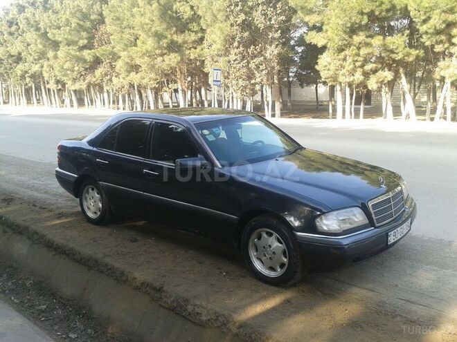 Mercedes C 200 1995, 233,937 km - 2.0 л - Bakı